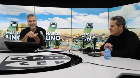 Jorge Sanz con Carlos Alsina en 'Más de uno' Jorge Sanz con Carlos Alsina en 'Más de uno'