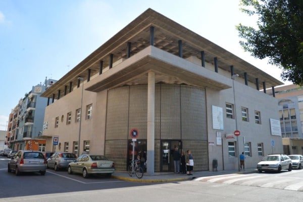 Ayuntamiento y Conselleria ultiman detalles para el inicio de las obras de ampliación y reforma del Centro de Salud Ayuntamiento y Conselleria ultiman detalles para el inicio de las obras de ampliación y reforma del Centro de Salud