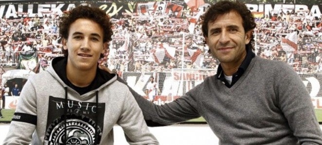 Luis Milla: "Iago Aspas en uno de los mejores jugadores de la Liga, pero el domingo confío en mi equipo" Luis Milla: "Iago Aspas en uno de los mejores jugadores de la Liga, pero el domingo confío en mi equipo"