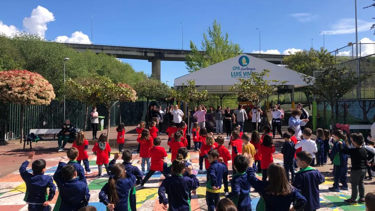 Día do deporte escolar na rúa