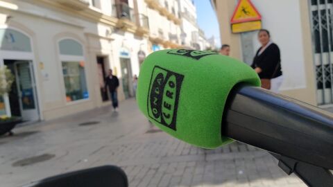 Micr&oacute;fono de Onda Cero en Chiclana