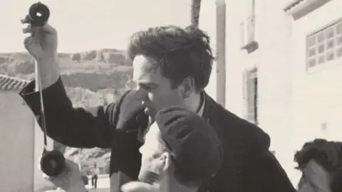 'Alan Lomax y Jeanette Bell en España (1952-1953), el libro de Ascensión Mazuela-Anguita. 'Alan Lomax y Jeanette Bell en España (1952-1953), el libro de Ascensión Mazuela-Anguita.