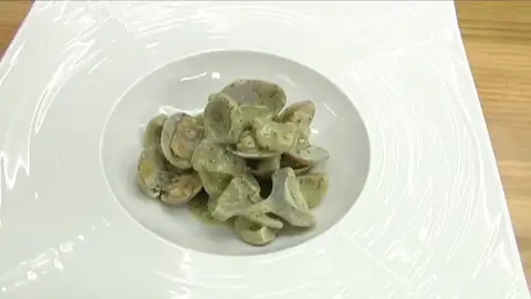La receta de Robin Food para alcachofas con almejas. La receta de Robin Food para alcachofas con almejas. / Onda Cero