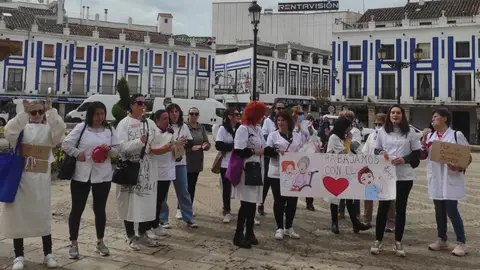 Protesta trabajadoras Ayuda a Domicilio Valdepeñas Protesta trabajadoras Ayuda a Domicilio Valdepeñas