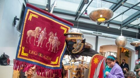 Alcal&aacute; de Henares rememora su pasado romano durante este puente de mayo