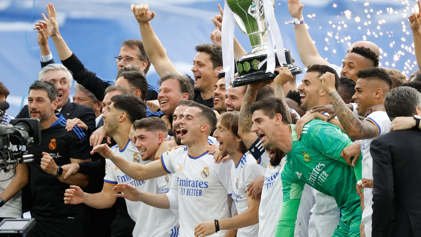 Los jugadores del Real Madrid celebran el título de LaLiga Los jugadores del Real Madrid celebran el título de LaLiga