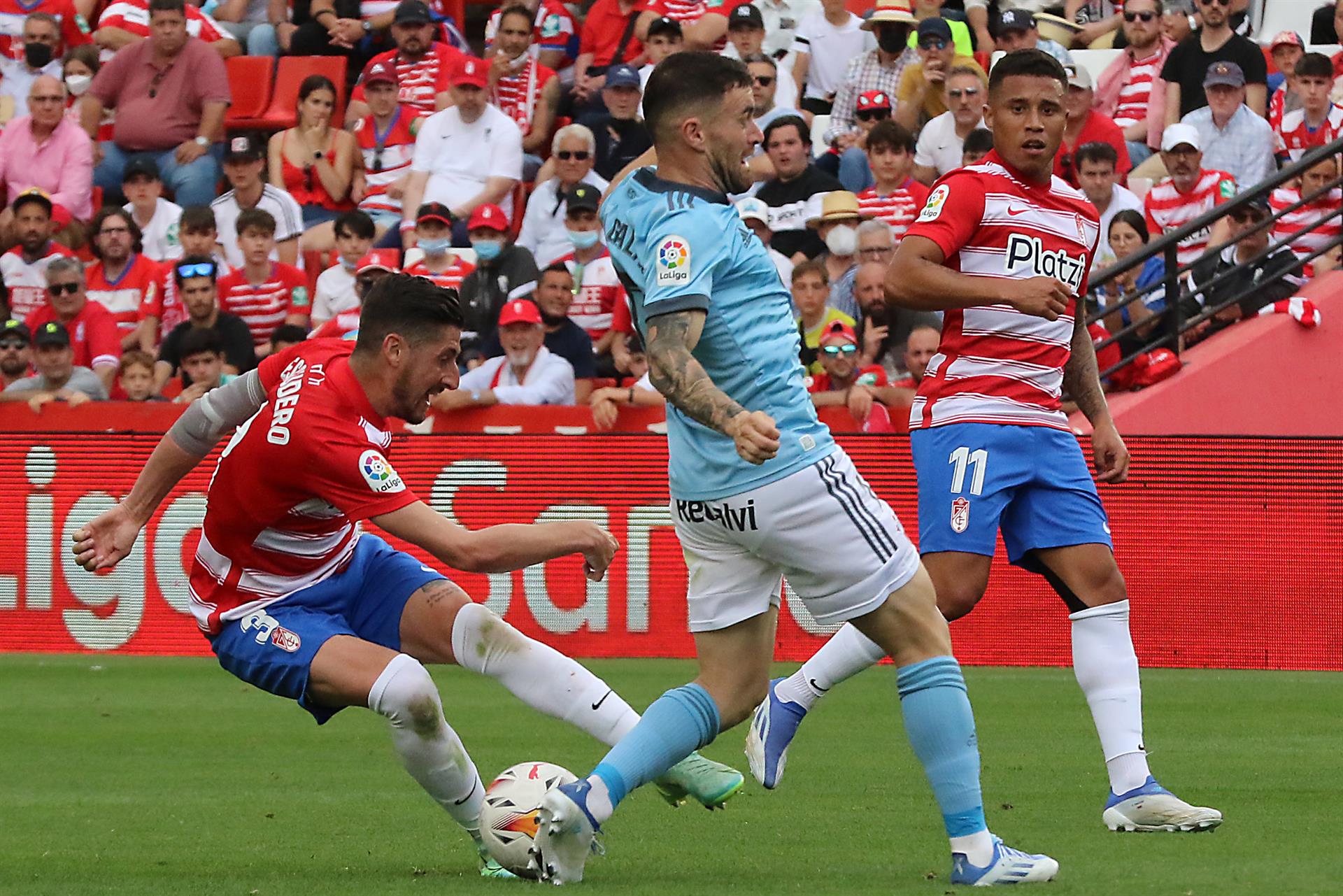 El Granada se aferra a la salvación tras empatar in extremis ante el Celta El Granada se aferra a la salvación tras empatar in extremis ante el Celta
