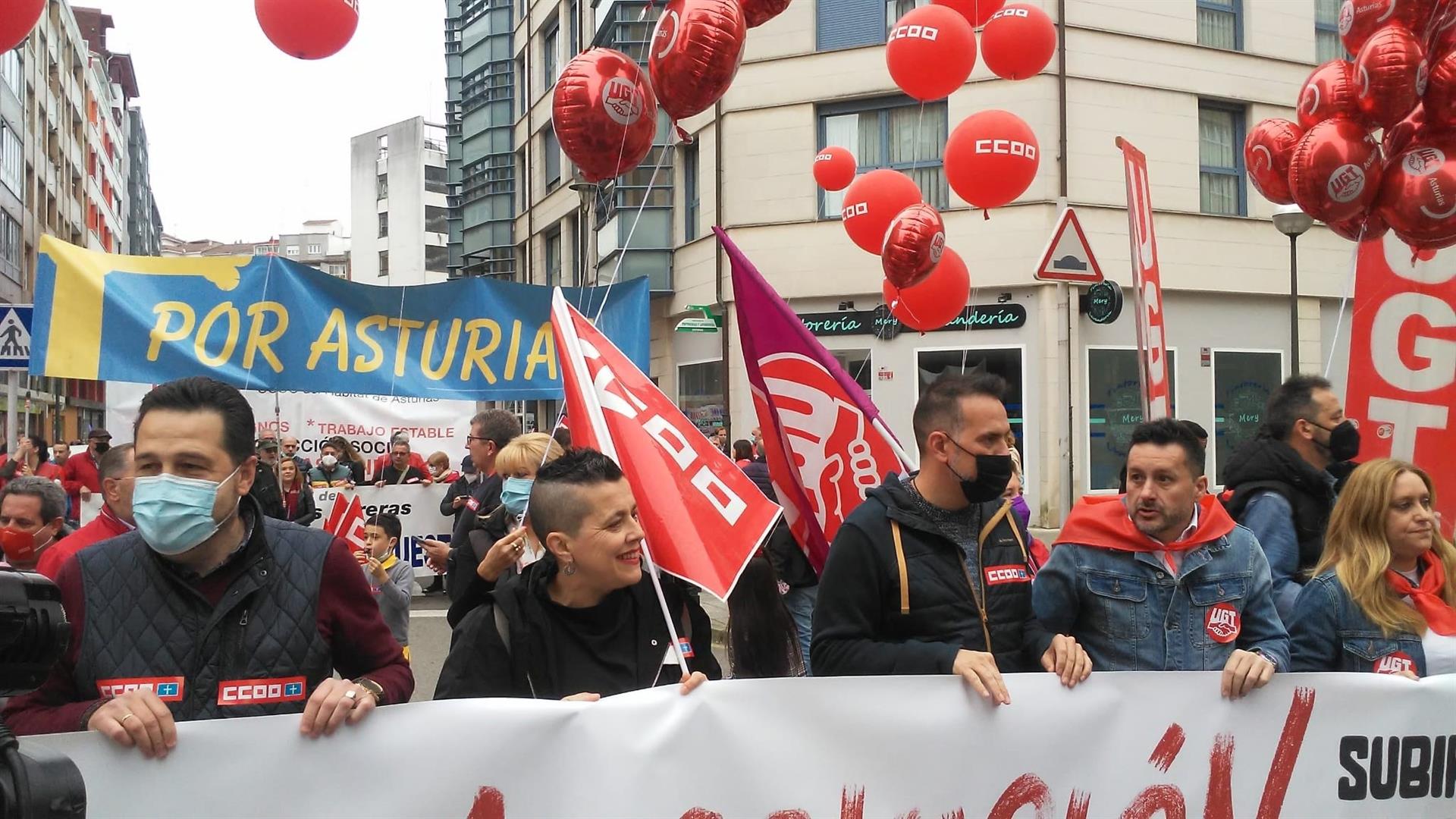 UGT y CCOO exigen subida de salarios contra la inflación UGT y CCOO exigen subida de salarios contra la inflación