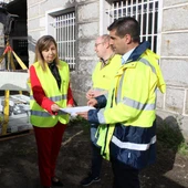 A Xunta entrega novas marquesiñas a tres concellos da provincia A Xunta entrega novas marquesiñas a tres concellos da provincia
