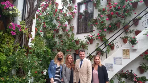 El alcalde de Córdoba inaugura el Festival de patios El alcalde de Córdoba inaugura el Festival de patios