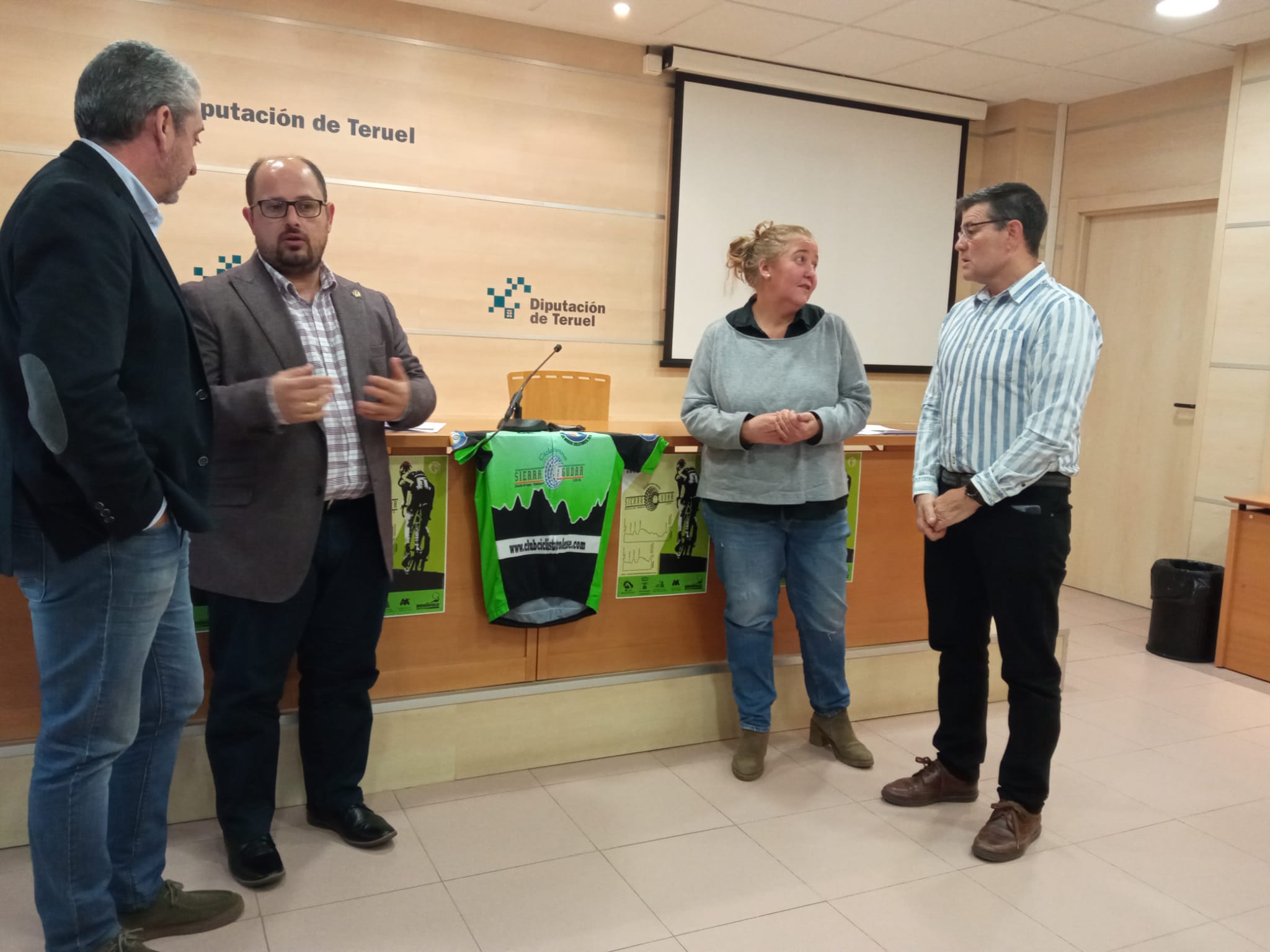 Vuelve la cicloturista Sierra de Gudar Vuelve la cicloturista Sierra de Gudar