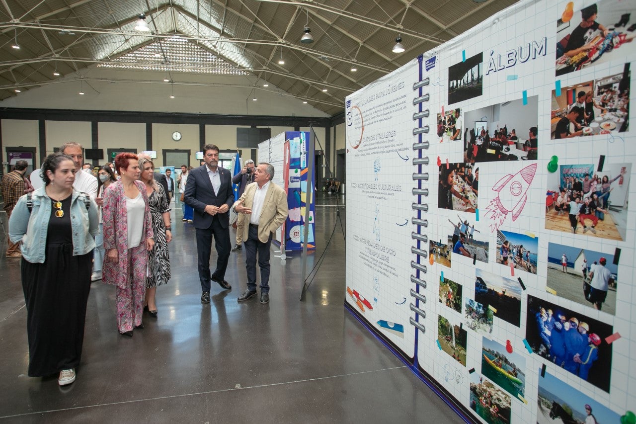 Una exposición muestra los recursos municipales y europeos para los jóvenes de Alicante Una exposición muestra los recursos municipales y europeos para los jóvenes de Alicante