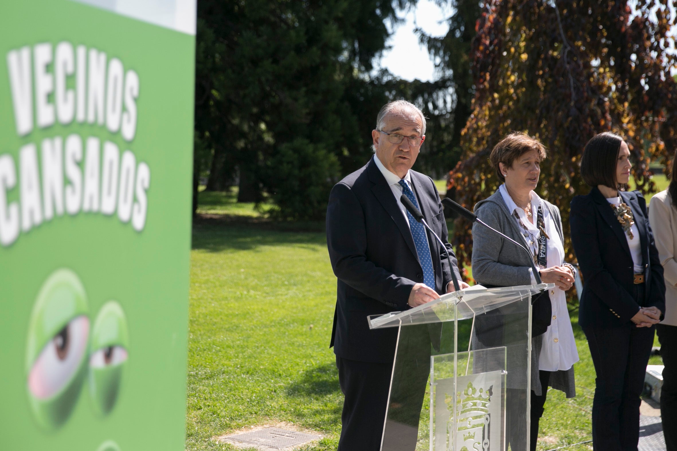 Enrique Maya: "Si los jóvenes solo quieren botellón tenemos un problema" Enrique Maya: "Si los jóvenes solo quieren botellón tenemos un problema"