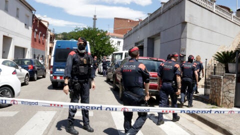 Els sindicats dels Mossos demanen c&agrave;meres unipersonals per als agents que treballen en la seguretat ciutadana.