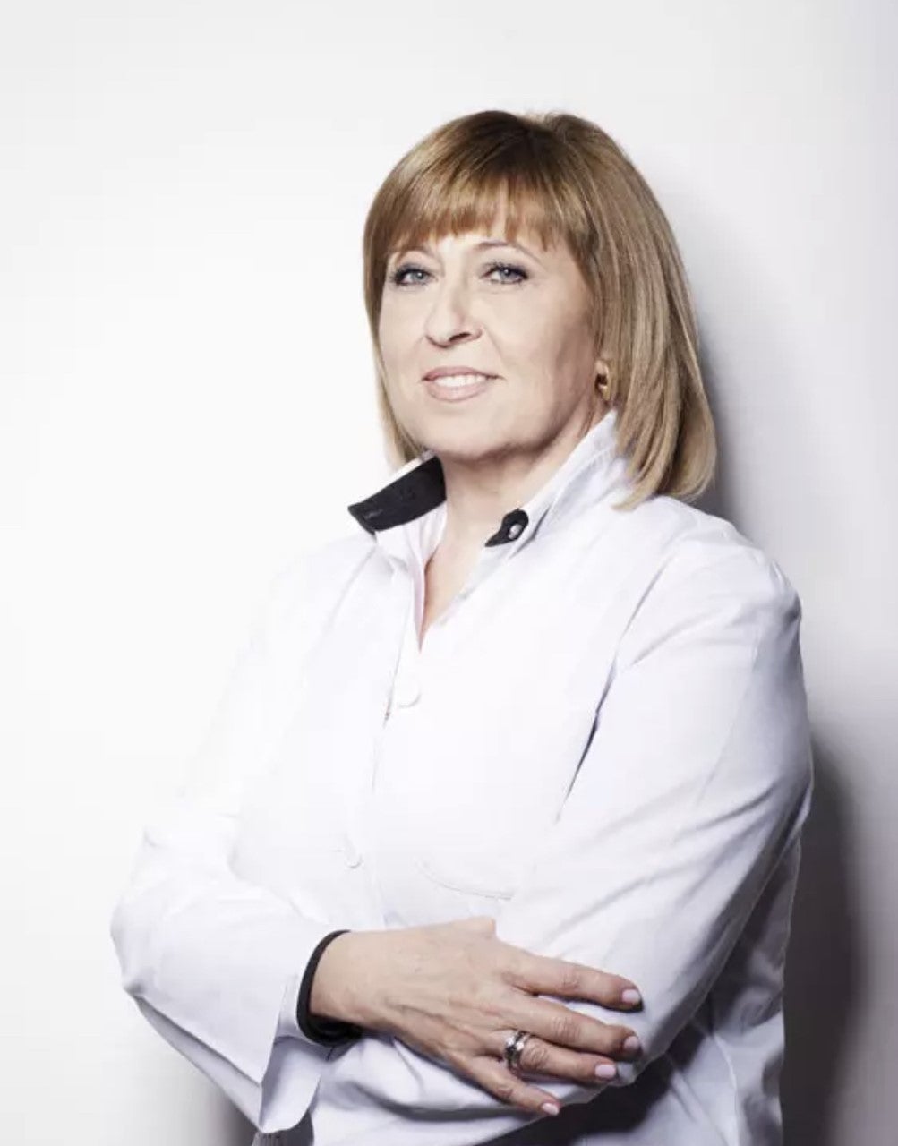 Luce un cuerpo espléndido y sin vello con la depilación láser médica de Centro Dermatológico Estético de Alicante Luce un cuerpo espléndido y sin vello con la depilación láser médica de Centro Dermatológico Estético de Alicante