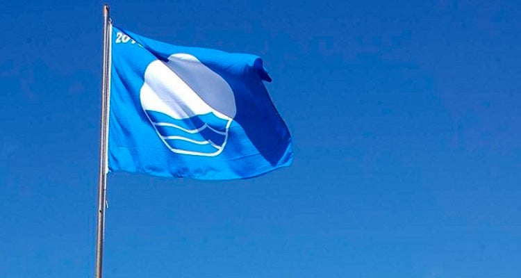 Extremadura se convierte con 8 en la Comunidad Autónoma con mayor número de Banderas Azules para sus playas de interior Extremadura se convierte con 8 en la Comunidad Autónoma con mayor número de Banderas Azules para sus playas de interior