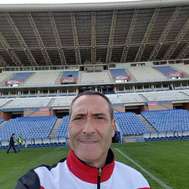 "Hay que ser realistas: con nuestro presupuesto sólo podemos aspirar a la permanencia" "Hay que ser realistas: con nuestro presupuesto sólo podemos aspirar a la permanencia"