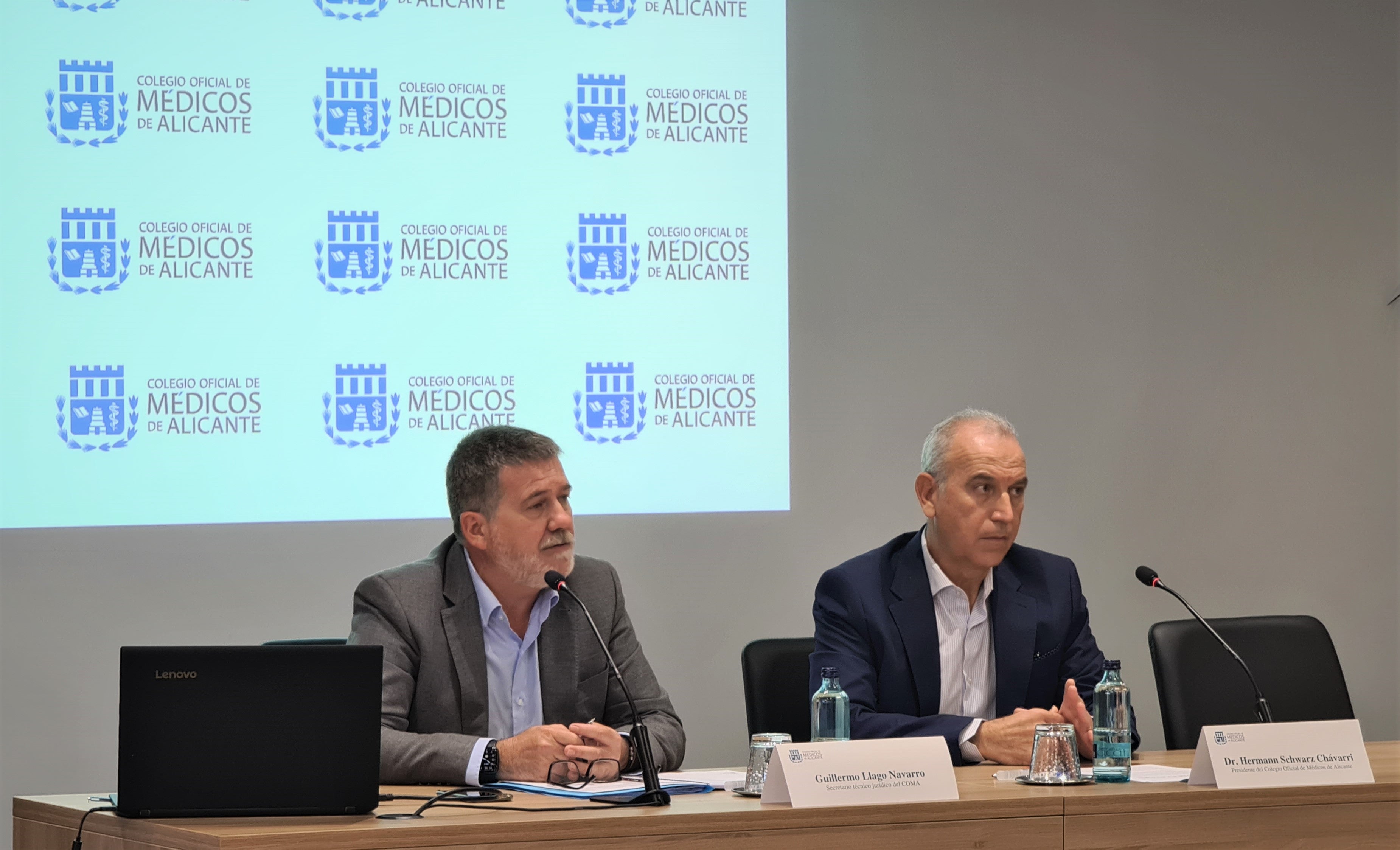 Procesan al exgerente del Colegio de Médicos de Alicante y a cuatro personas más por el desvío de 760.000 euros Procesan al exgerente del Colegio de Médicos de Alicante y a cuatro personas más por el desvío de 760.000 euros