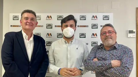 Tertulia Semanal con José F. Aix, María García Zafra y Paco Culiañez "Nuevo Gobierno en Orihuela" tertulia