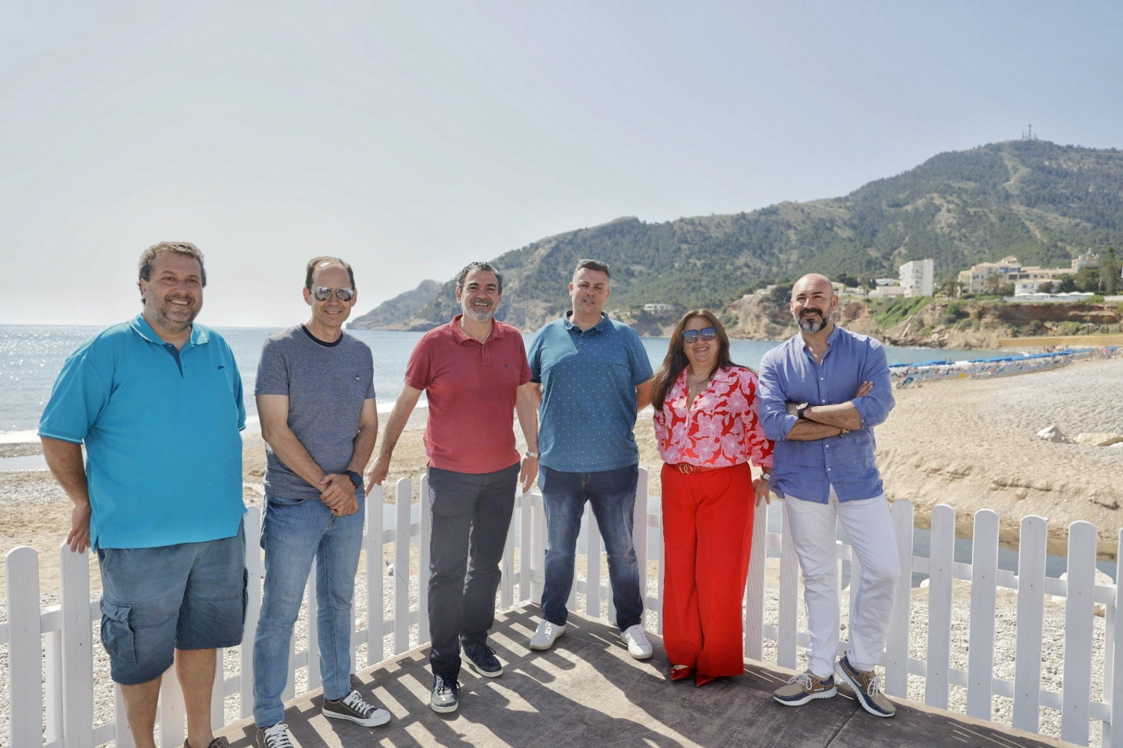 L'Alfàs del Pi revalida sus 6 distintivos azules los centros de interpretación y el Faro L'Alfàs del Pi revalida sus 6 distintivos azules los centros de interpretación y el Faro