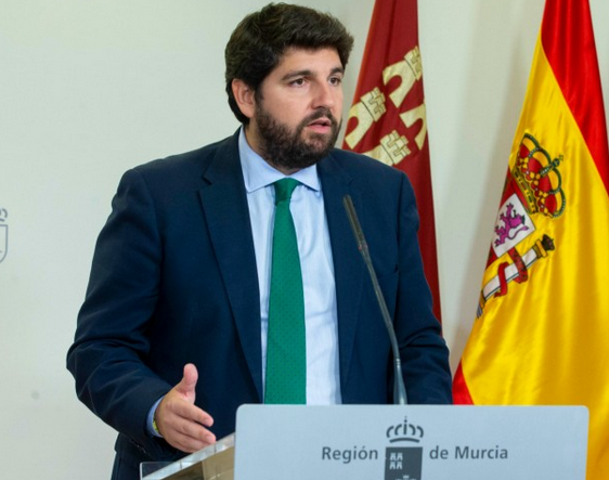López Miras afirma que las pruebas de seguridad de la alta velocidad llegan "tarde y mal" a Murcia López Miras afirma que las pruebas de seguridad de la alta velocidad llegan "tarde y mal" a Murcia