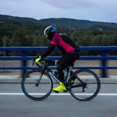 La plantilla de Hidraqua lanza un reto saludable y social en bicicleta a favor de Aspanion 