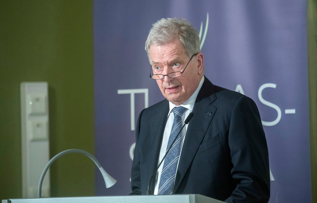 Finlandia aprueba la solicitud de ingreso en la OTAN Finlandia aprueba la solicitud de ingreso en la OTAN