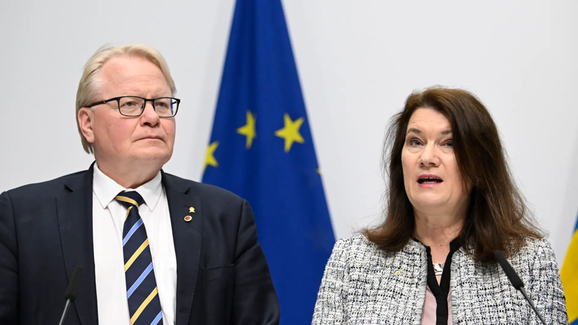El partido gobernante de Suecia apoya solicitar el ingreso en la OTAN