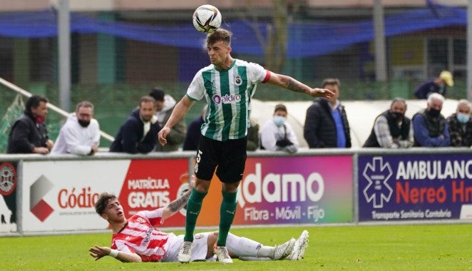 La segunda línea del Rayo Cantabria, primera amenaza para el Real Murcia La segunda línea del Rayo Cantabria, primera amenaza para el Real Murcia