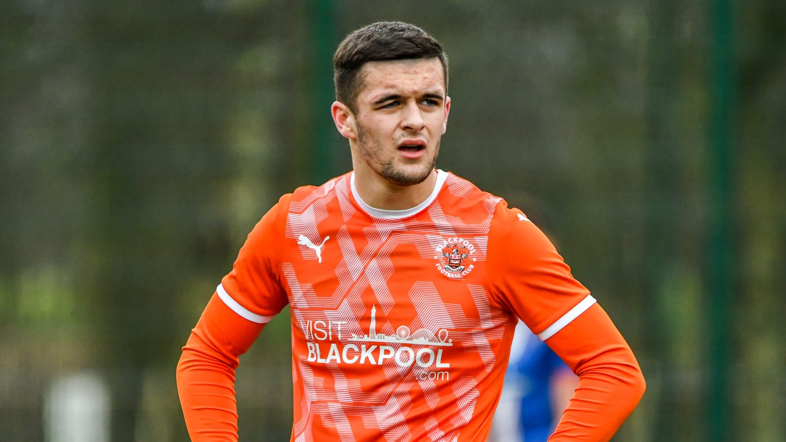 El futbolista del Blackpool Jake Daniels hace pública su homosexualidad El futbolista del Blackpool Jake Daniels hace pública su homosexualidad