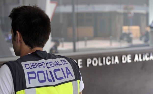 La Policía Nacional ha detenido a un fugitivo evadido de la justicia sueca por delitos de blanqueo La Policía Nacional ha detenido a un fugitivo evadido de la justicia sueca por delitos de blanqueo