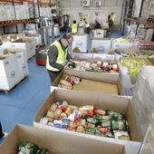 Alimentos básicos como arroz y leche empiezan a escasear en el Banco de Alimentos Alimentos básicos como arroz y leche empiezan a escasear en el Banco de Alimentos