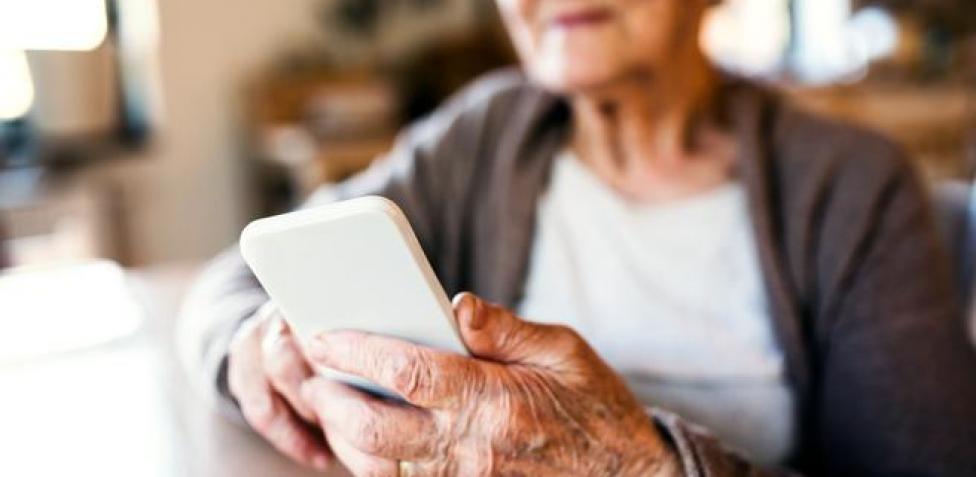 El 60% de las llamadas al Teléfono del Mayor son "solo para hablar" El 60% de las llamadas al Teléfono del Mayor son "solo para hablar"