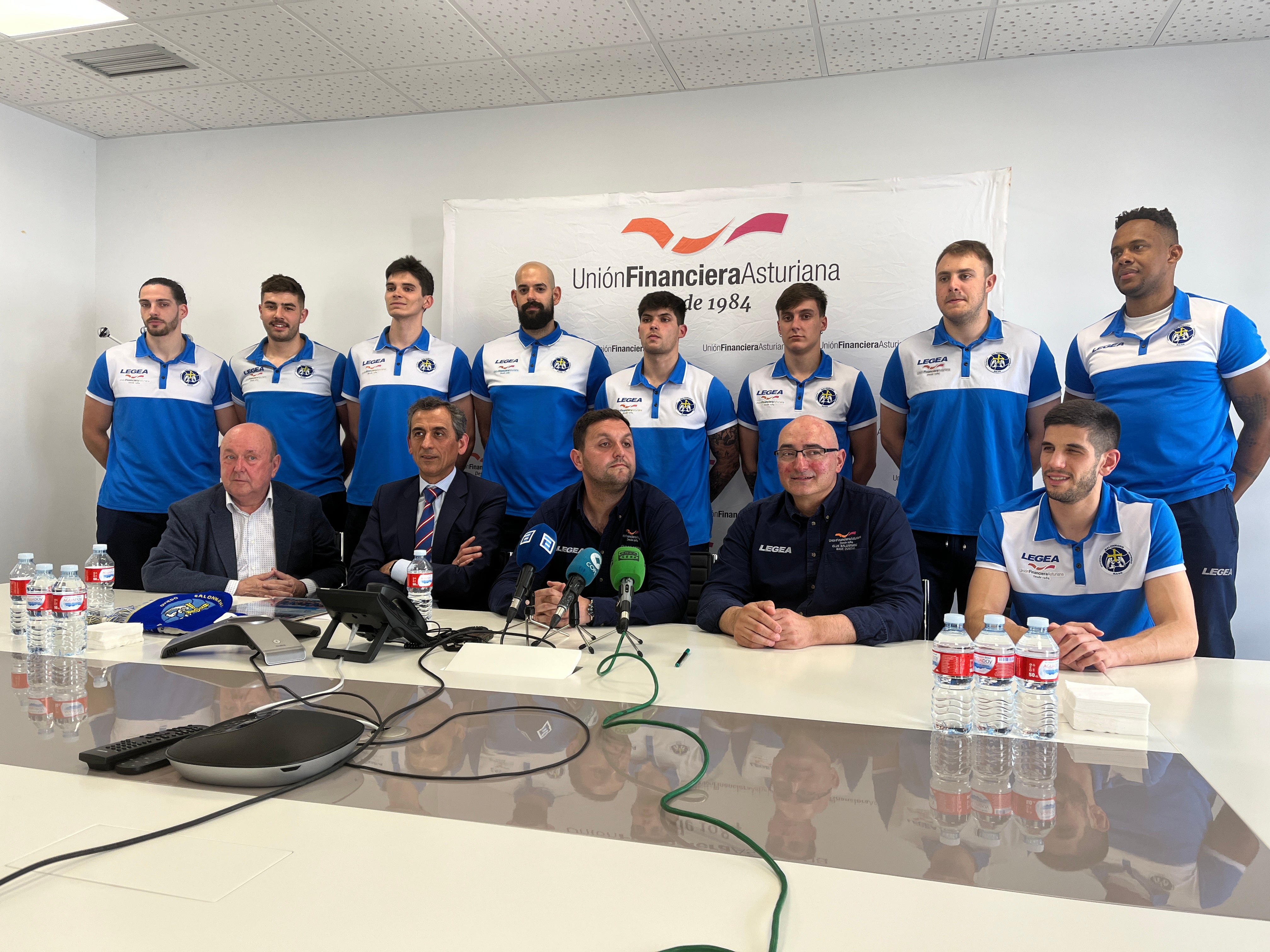 "Oviedo se merece un equipo en plata" "Oviedo se merece un equipo en plata"