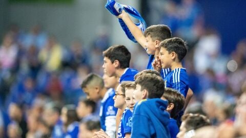 Aficionados del Real Oviedo en el partido ante el Zaragzoa