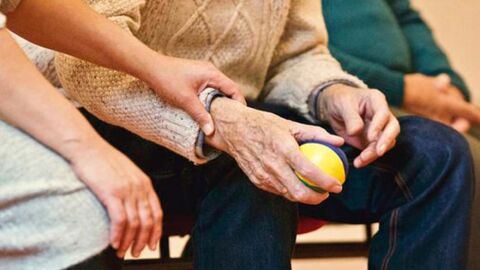 Cuidados y apoyo a personas mayores