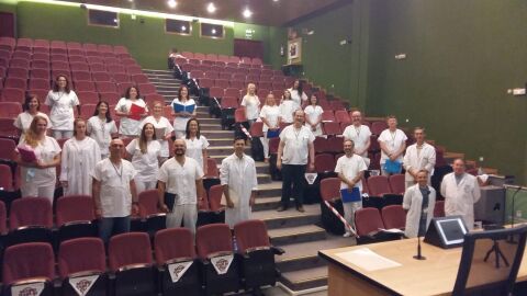 Profesionales del Hospital Costa del Sol reinician los ensayos del coro que se cre&oacute; durante la pandemia 