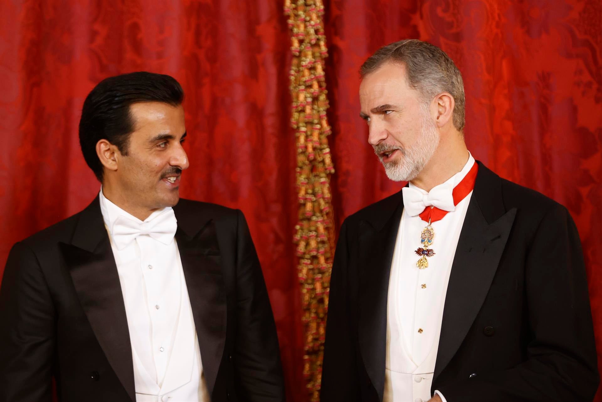 El emir de Catar anuncia que invertirá 4.720 millones de euros en España El emir de Catar anuncia que invertirá 4.720 millones de euros en España