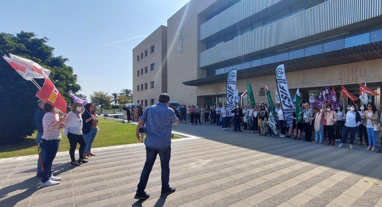 Los sindicatos reclaman una remuneración justa para los trabajadores de Justicia Los sindicatos reclaman una remuneración justa para los trabajadores de Justicia