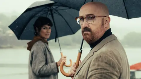 Mónica López y Javier Cámara, en una imagen promocional de la serie de Movistar+ 'Rapa' Mónica López y Javier Cámara, en una imagen promocional de la serie de Movistar+ 'Rapa'