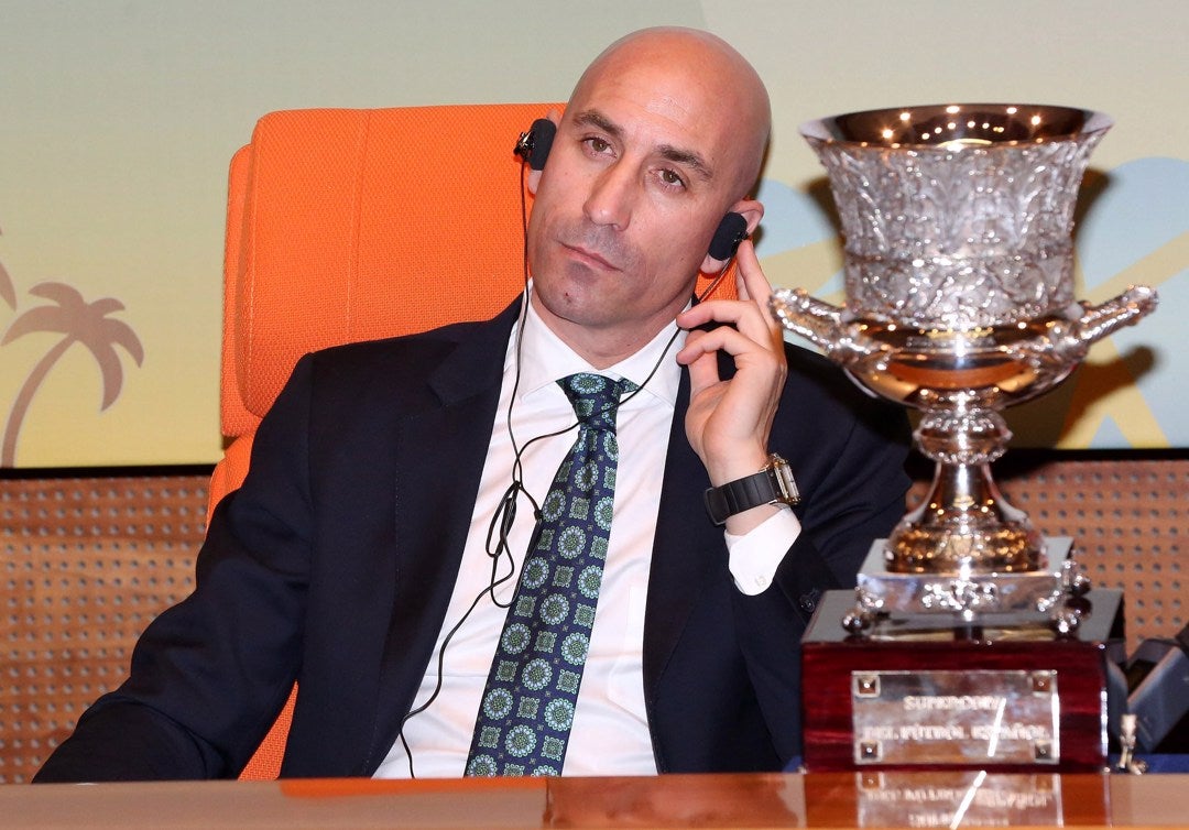 La Fiscalía Anticorrupción abre investigación a Rubiales La Fiscalía Anticorrupción abre investigación a Rubiales