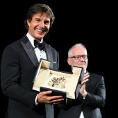 Tom Cruise recibe una Palma de Oro honorífica en Cannes en presencia de Thierry Fremaux