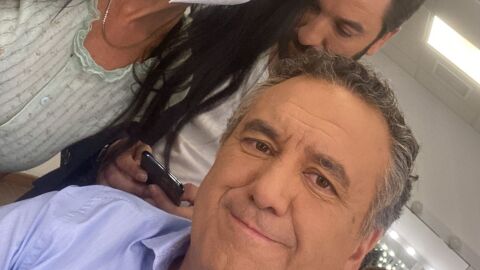 Roberto nos responde desde el set de maquillaje de Antena 3