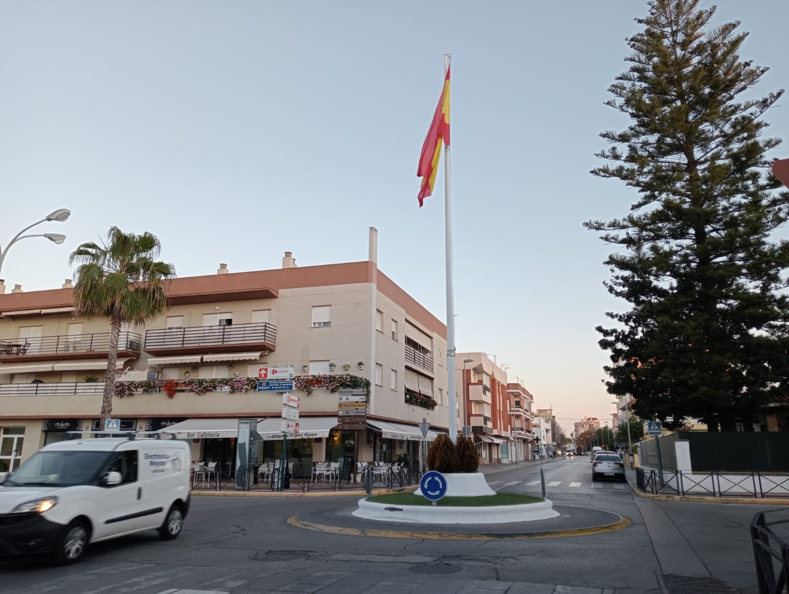 La avenida María Auxiliadora estrenará una nueva red de saneamiento y alcantarillado La avenida María Auxiliadora estrenará una nueva red de saneamiento y alcantarillado