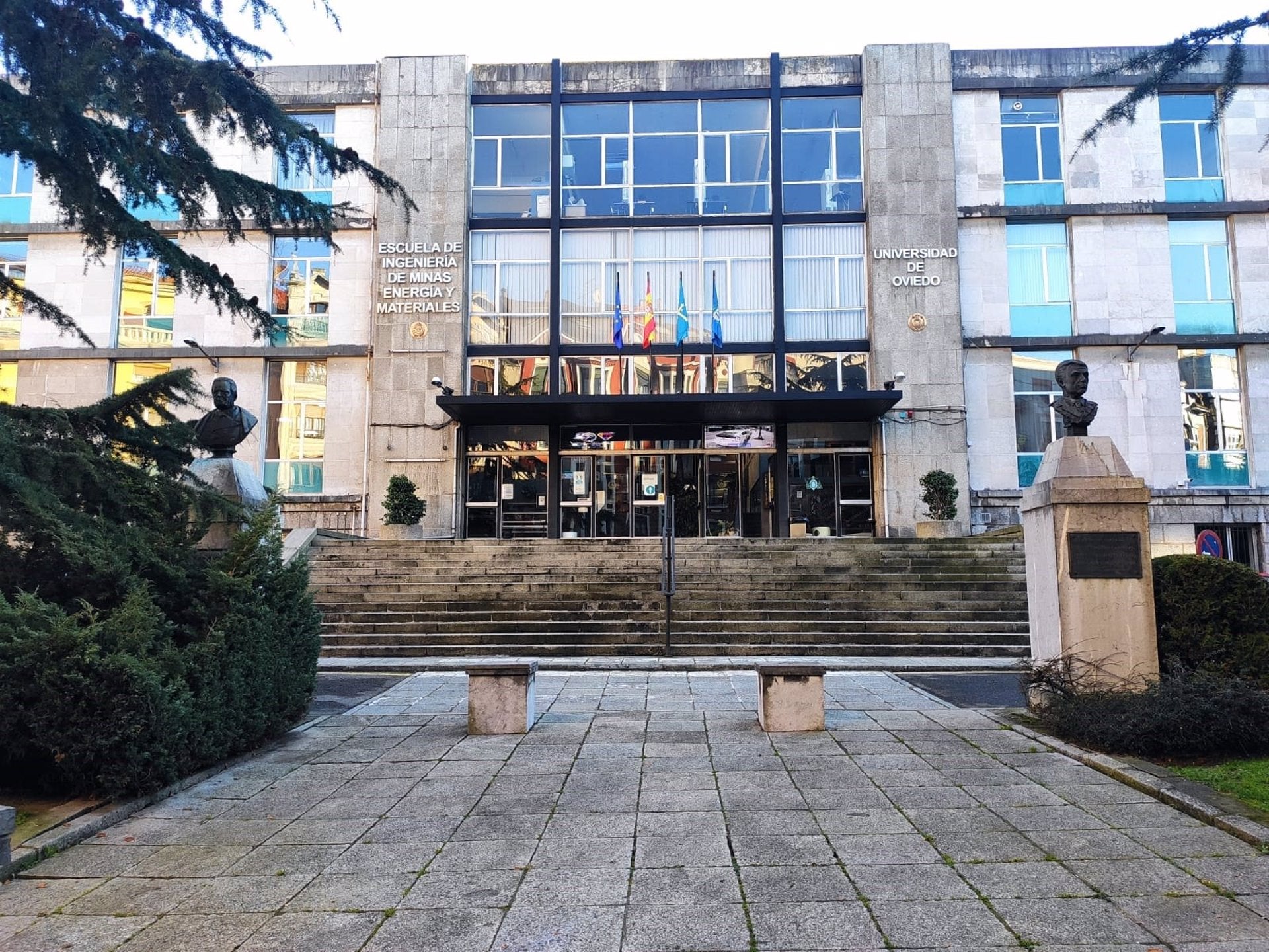 El alcalde de Oviedo está seguro de que Minas podrá seguir en el concejo El alcalde de Oviedo está seguro de que Minas podrá seguir en el concejo