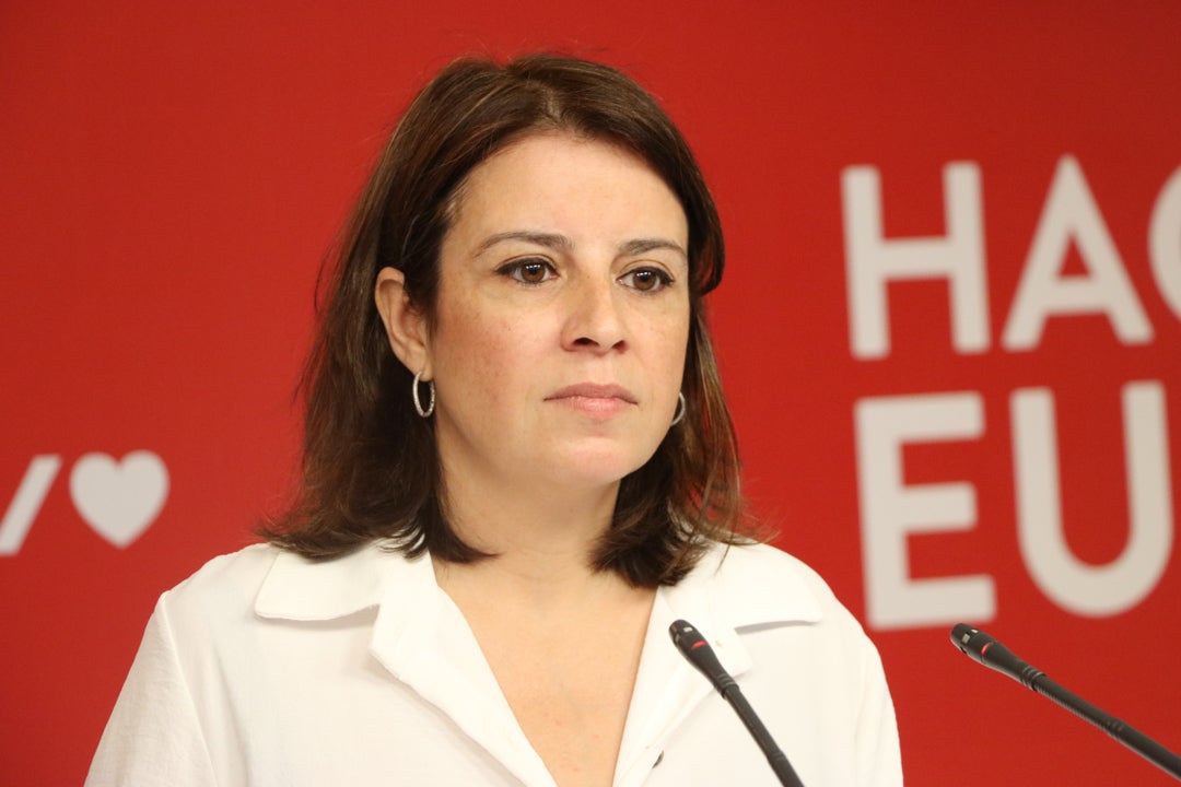 El PSOE reta a Podemos por la prostitución: registra en solitario una propuesta de ley que castigue a los proxenetas El PSOE reta a Podemos por la prostitución: registra en solitario una propuesta de ley que castigue a los proxenetas