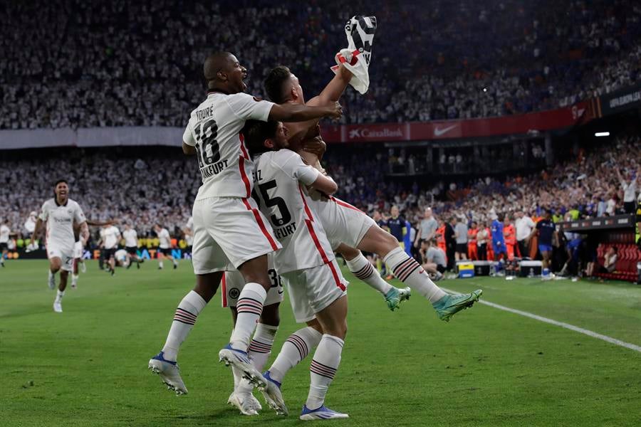 El Eintracht conquista la Europa League en la tanda de penaltis El Eintracht conquista la Europa League en la tanda de penaltis
