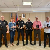 Albatera entrega seis distinciones a cinco de sus Policías Locales por diferentes logros Albatera entrega seis distinciones a cinco de sus Policías Locales por diferentes logros