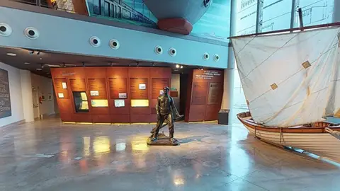 Imagen de una de las salas del museo Imagen de una de las salas del museo