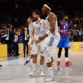 El Real Madrid peleará por la undécima tras imponerse al Barcelona
